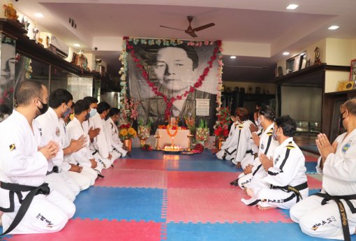 Memorial ceremony in remember of Gen. Choi