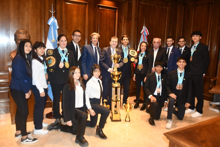 Governor from the Province of Santiago del Estero meets ITF Taekwon‑Do members in Argentina